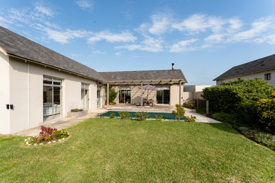 3 Bedroom Property for Sale in Lake Michelle Western Cape